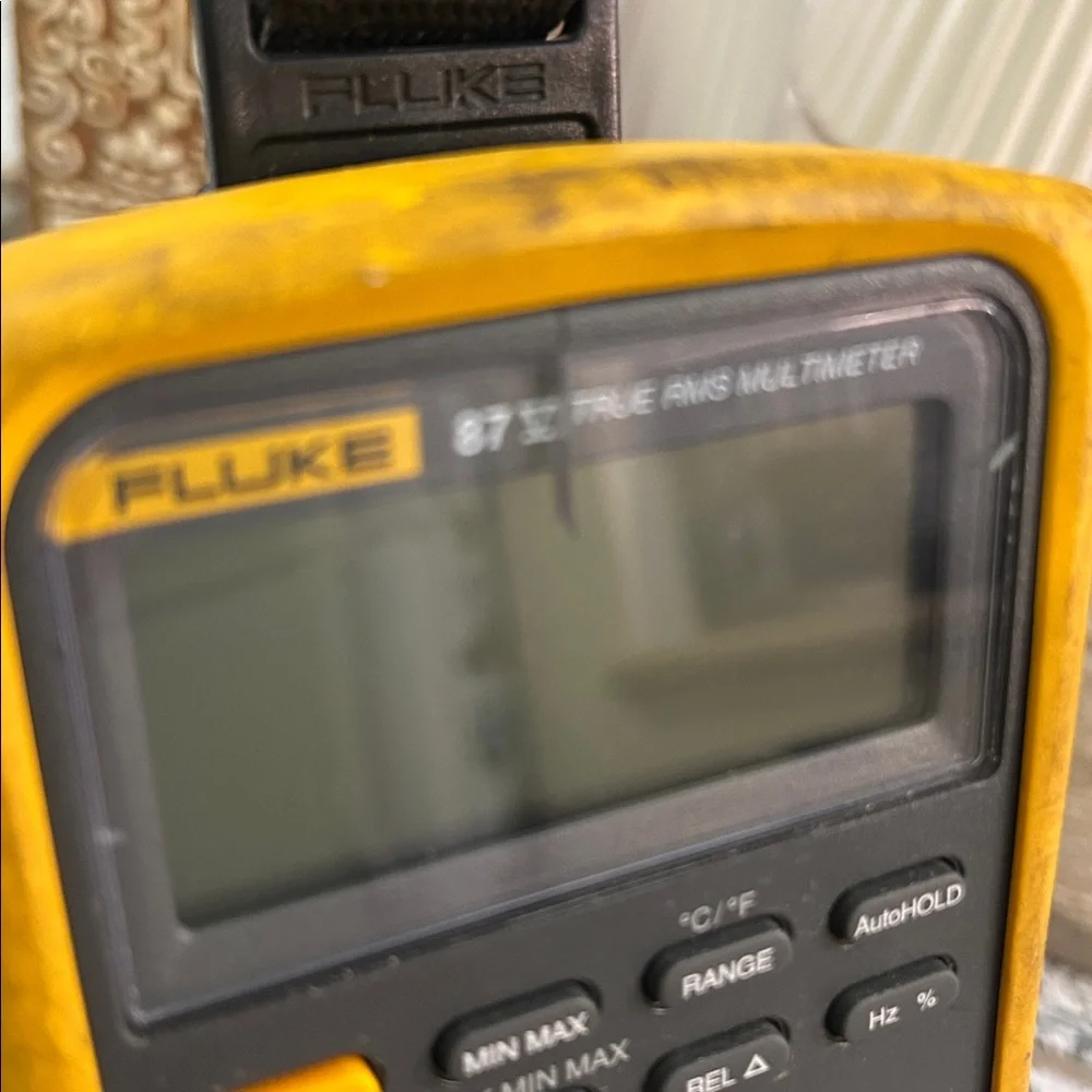 Fluke 87V True RMS Multimeter - Picture 2 of 6
